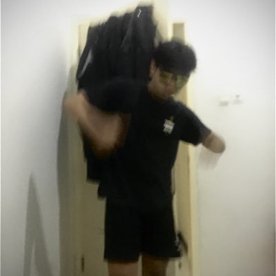 DickyAdamR's profile picture. Bukan pakboy kok