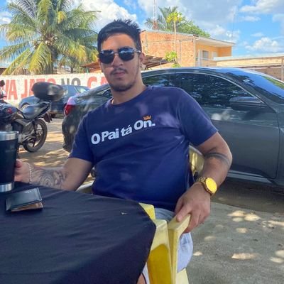 Rflmelo10's profile picture. .