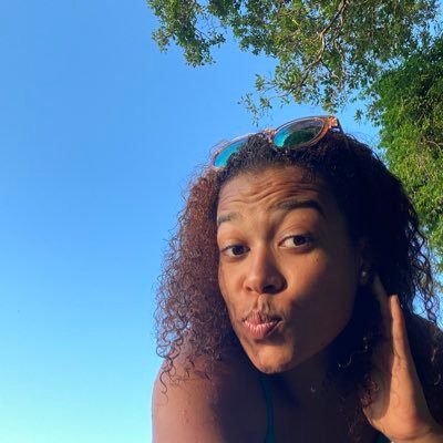 Dinoush_btv's profile picture. 