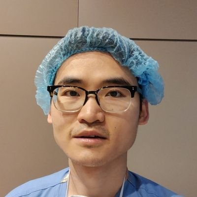 Surgeon in training; working hard; Colorectal surgery; minimal invasive surgery