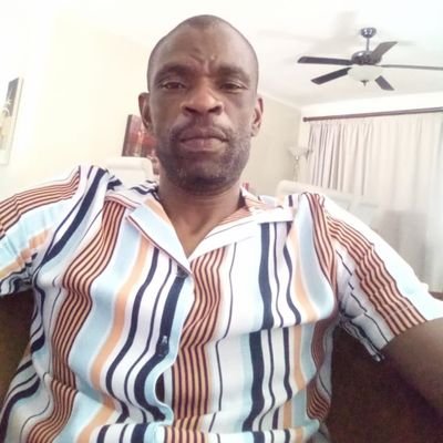 InnocentMajula's profile picture. Life alternates,there are moments of happiness and moments of sadness.