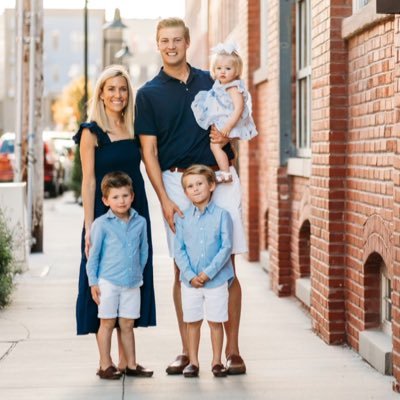 KyleH212's profile picture. 