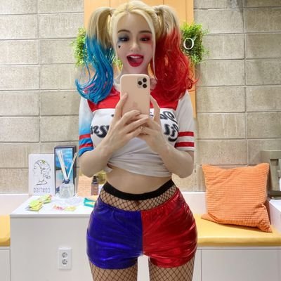 Hiepwl0g95's profile picture. #NFTartist, collector