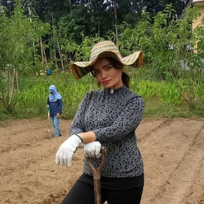 Holistic Health & Wellness, Lightworker, Crypto/NFT/FX, Modern Farmer, Brand Alchemist, Social Media, #EarthBuddy, Super Creator, #SaveSoil #InnerEngineering