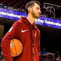 Luke Toth (@luketothbball) 's Twitter Profile Photo Luke Toth (@luketothbball) 's Twitter Profile Photo