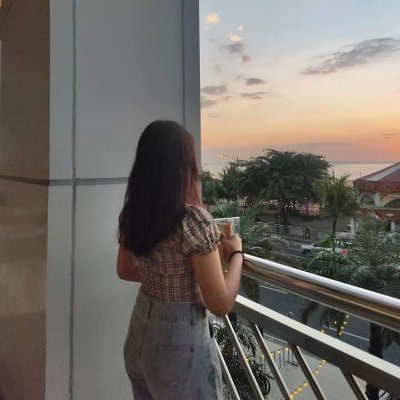 ememaeem's profile picture. 