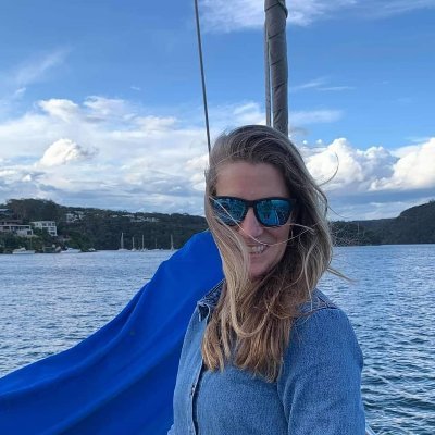 HannahJanet_'s profile picture. Adventurer | Creative  | Postgrad Comms Student
Insta: @theunexpectedtrail