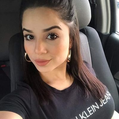 Clara36421837's profile picture. 