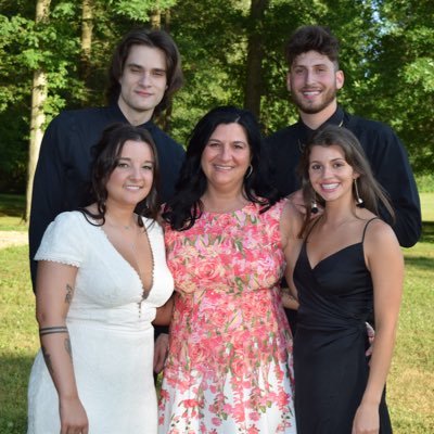 tonya1971's profile picture. 