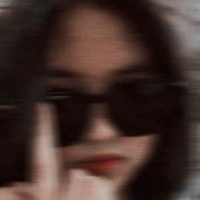 spillsometeas's profile picture. will be spilling teas about other peeps