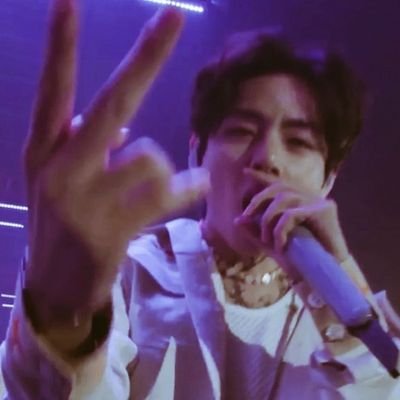 Roleplayer Kim Taehyung BTS ; 1995. Kavindra & Cassandra's daddy.