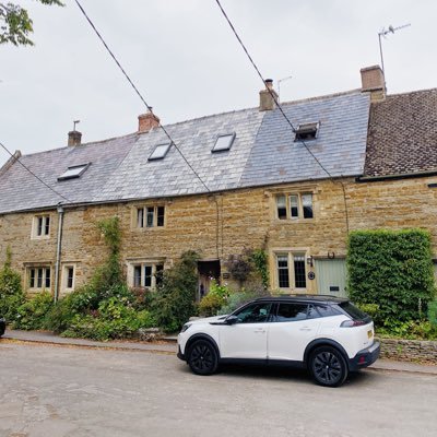 Eds_EVs_'s profile picture. I like electric cars. Owner of EVs - Peugeot e2008 - Mazda MX-30 - 🔜 MG ZS EV