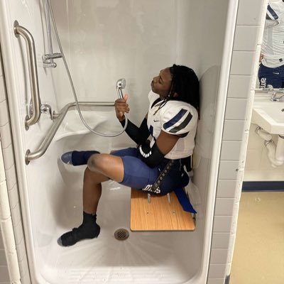C/O 22 Richland high school (texas) Db ,160lbs, 5’8 Gpa 3.0 . “A hero 🦸‍♂️ on the field and off”.