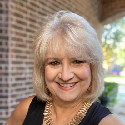 Christ follower, wife, mom, daughter, sister, friend, foodie, Aggie