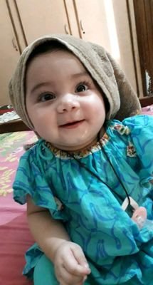 MunazaShafiq2's profile picture. Instructor