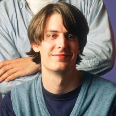 stephen malkmus on your timeline every 2 hours - follow @pavementbandbot for more pavement content!