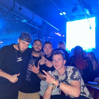 BigDeli_'s profile picture. 413 | 704