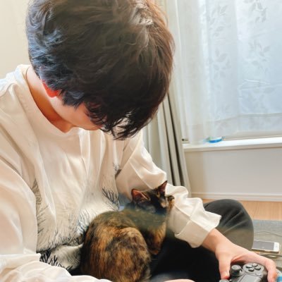 hama_okame's profile picture. 『おかめの三角フラスコ』劇団員(活動休止中)。 猫とLOLとボドゲとお酒をこよなく愛する道産子。LOLのカジュアルなフレンドゆるぼ！