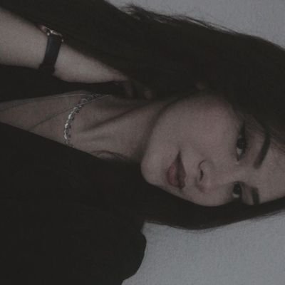 Elifascix1's profile picture. - anı yaşa