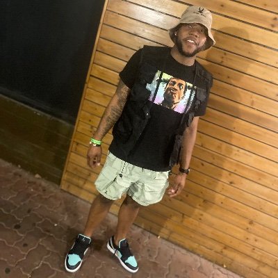 DonJuanJoEL's profile picture. Where the girls with sumn extra at? 👀