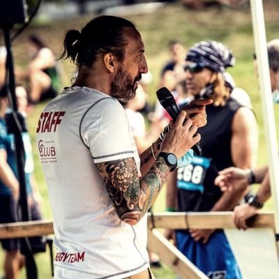 robertonavatw's profile picture. • I live, I breathe, I shine, I run •