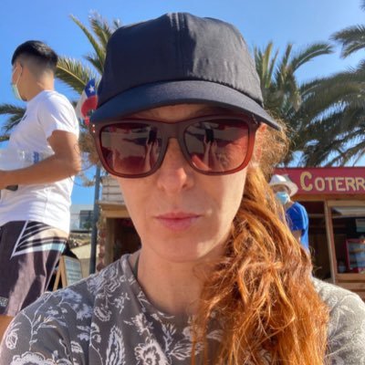 Andre_navea's profile picture. Con el 💚 a la izquierda y feminista.