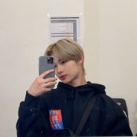 ًn (@rscarts) 's Twitter Profile