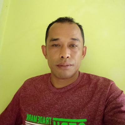 Sibuk berkarya