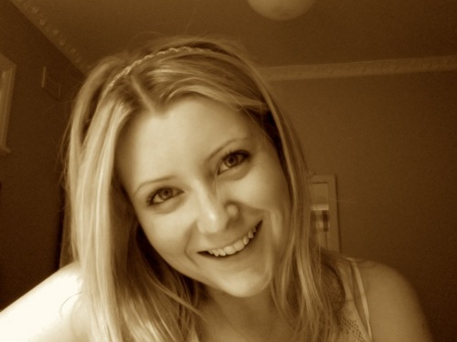 laura2222's profile picture. I love cycling, running, skiing, going out for dinner with friends, relaxing with friends, watching a good dvd, cooking, baking and reading.