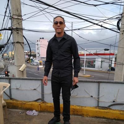 SanchezValdez5's profile picture. el trabajo