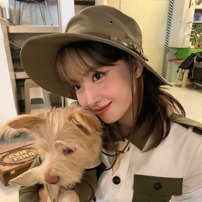 #모모 : If you work hard, you can eat delicious foods 🍛 — Sometimes I come to @Twitter for #TWICE and #MOMO ♡