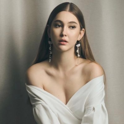 Maria870525's profile picture. Wine Distributor, Like yoga, golf，Like watching NBA basketball games,#cryptocurrency enthusiast, #luxury #single female，My hometown is Greenwich, London