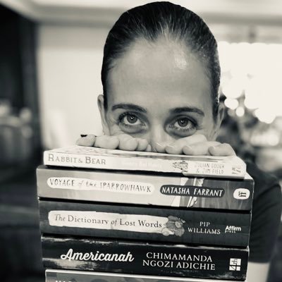 literaturallyt1's profile picture. Reader. Thinker. Learner.