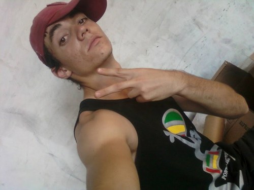 wes10sousa's profile picture. É mais facil ver o que queremos do que procurar pela verdade