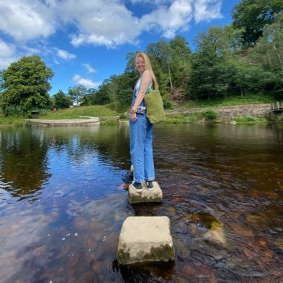 KathTennant_'s profile picture. 