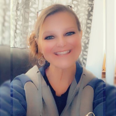 Buffalo-born but Akron-raised. So much love for the 716 and the 330 ❤️ Proud Aunt of 6 ❤️ #GoBrowns, #GoBuckeyes, #GoTribe, #GoBills❤️ #T1DStrong #NEDAisHope