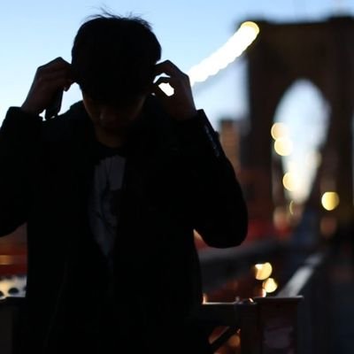 fav0r69's profile picture. introvert