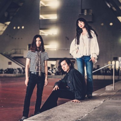 現在ロンドンを拠点に活動中の日本人バンド Barbican Estateのオフィシャルアカウント。barbicanestateband@gmail.com
