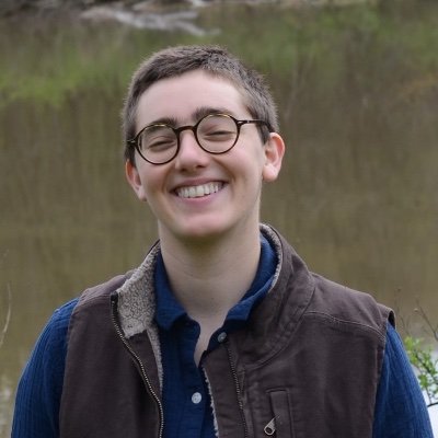 Comp Lit and Early Modern Studies Ph.D student at Yale, book historian, translator, Yiddishist, pie baker, letterpress printer, lawn mower.
