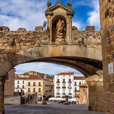 Cofrade Cacereño. Desde Bujaco, pasando por Pintores, San Juan, San Antón, Gran vía, Plaza Mayor, Concepción, Santo Domingo, Sancti Spiritu y Plaza del Duque