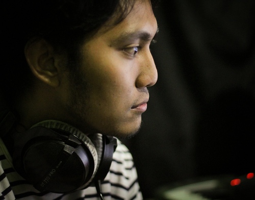 rikoari's profile picture. between Art and Technology.