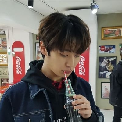 yodayeolchan's profile picture. 😸😸😸😸😸😸