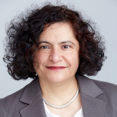 Recognised strategist, business coach and mentor, founder of @Camrosh who help businesses make sense of complexity and take informed action