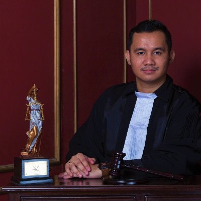 Founder and Managing Partners @valdemarlawyers
- Member of PERADI & ASAHI