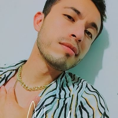 Christi88294603's profile picture. 👻 chris