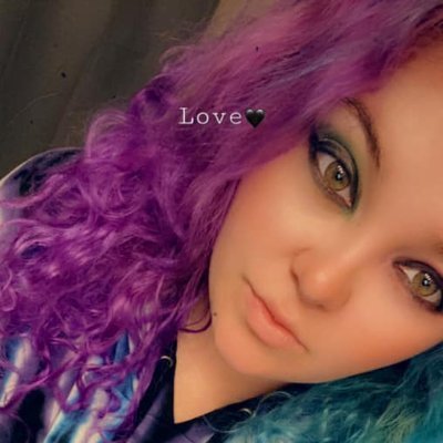 NYCSBM's profile picture. Independent Scentsy Consultant🦋
All things Scentsy❗️
Set up a party-Join my Team-DM me 💌
Link to shop below ⬇️