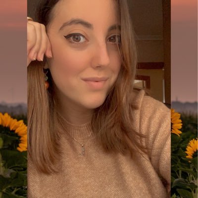 🦁▪️Un poco de todo, sobre todo de León y Fórmula 1 👩🏻💻 Marketing ✏️ Me encanta dibujar 📻 Amante de la radio.