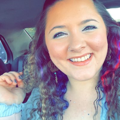 / Live Free / Be Happy / 🦋/ Dancer / Raver / Gemini / 26/ 👽 /