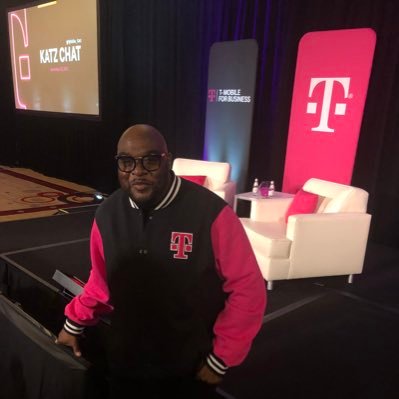 T-Mobile New York Implementation Manager @Tmobile @giants #teammagenta