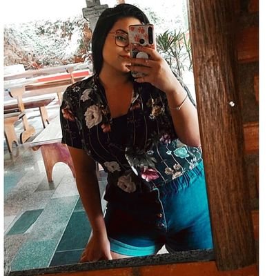 Jesus 🤍 |
21y | ES | Acadêmica de fisioterapia 2/10 🩺 |
Insta: @laris.scarlatt